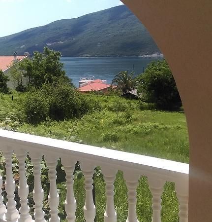 Apartment Ruzica Krstic Херцег-Нови Экстерьер фото