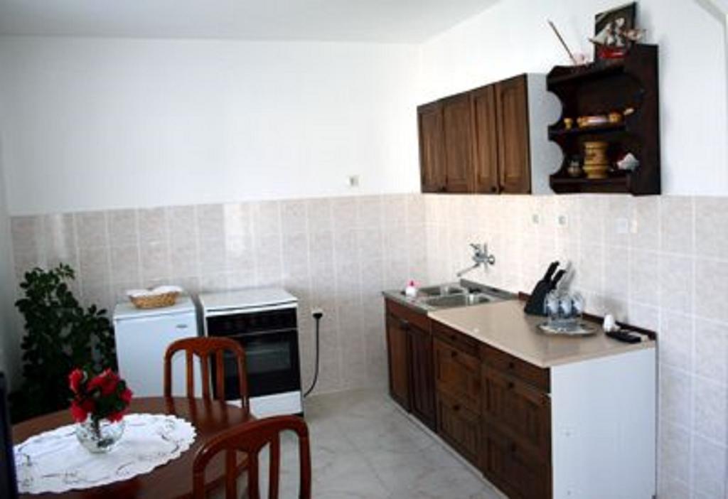 Apartment Ruzica Krstic Херцег-Нови Номер фото
