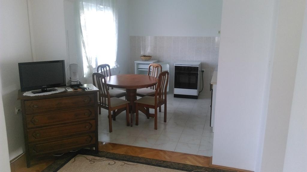 Apartment Ruzica Krstic Херцег-Нови Экстерьер фото